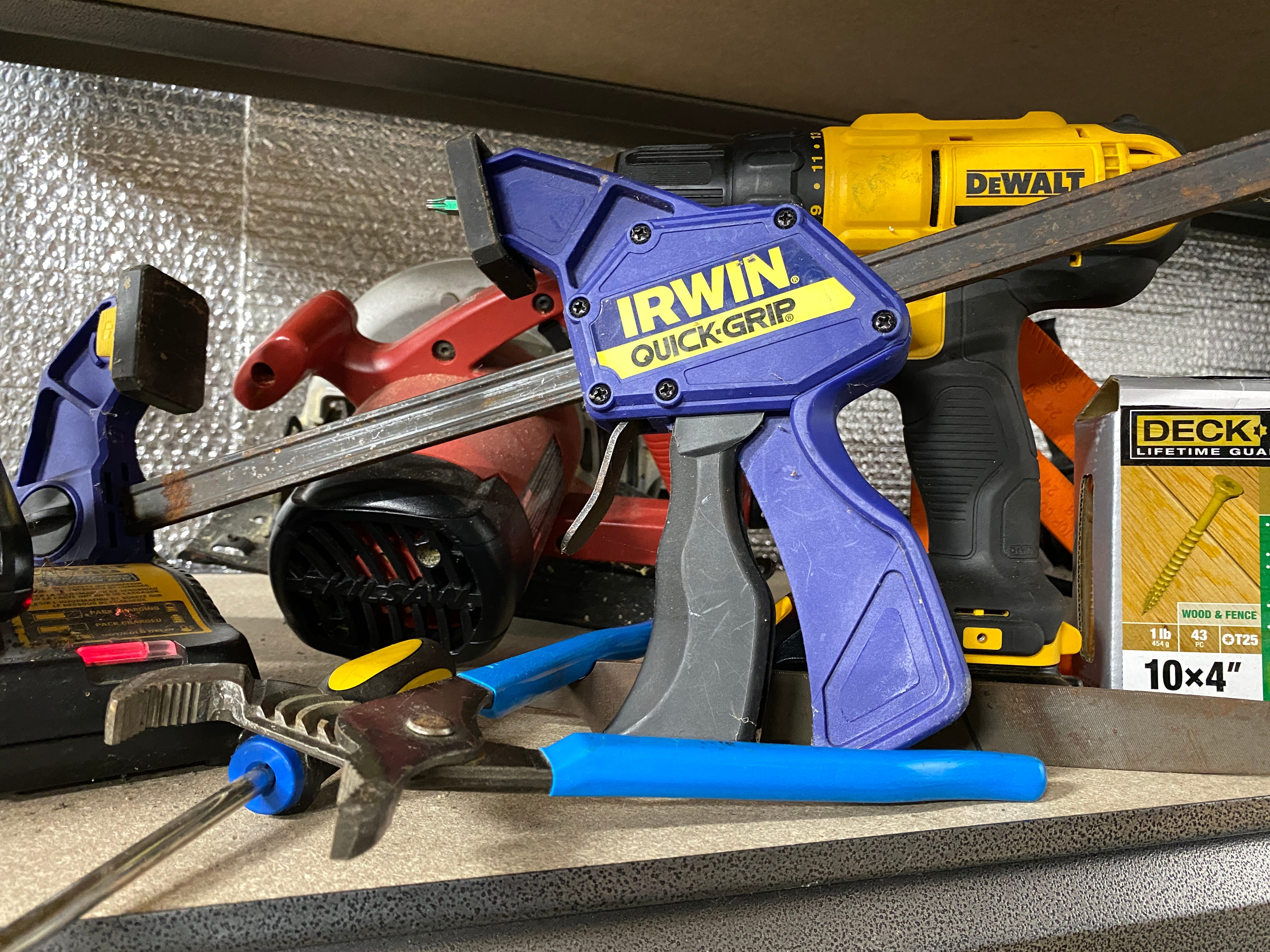 Which Utility Knife Blade Is Best? Let's find out! DeWalt, Irwin