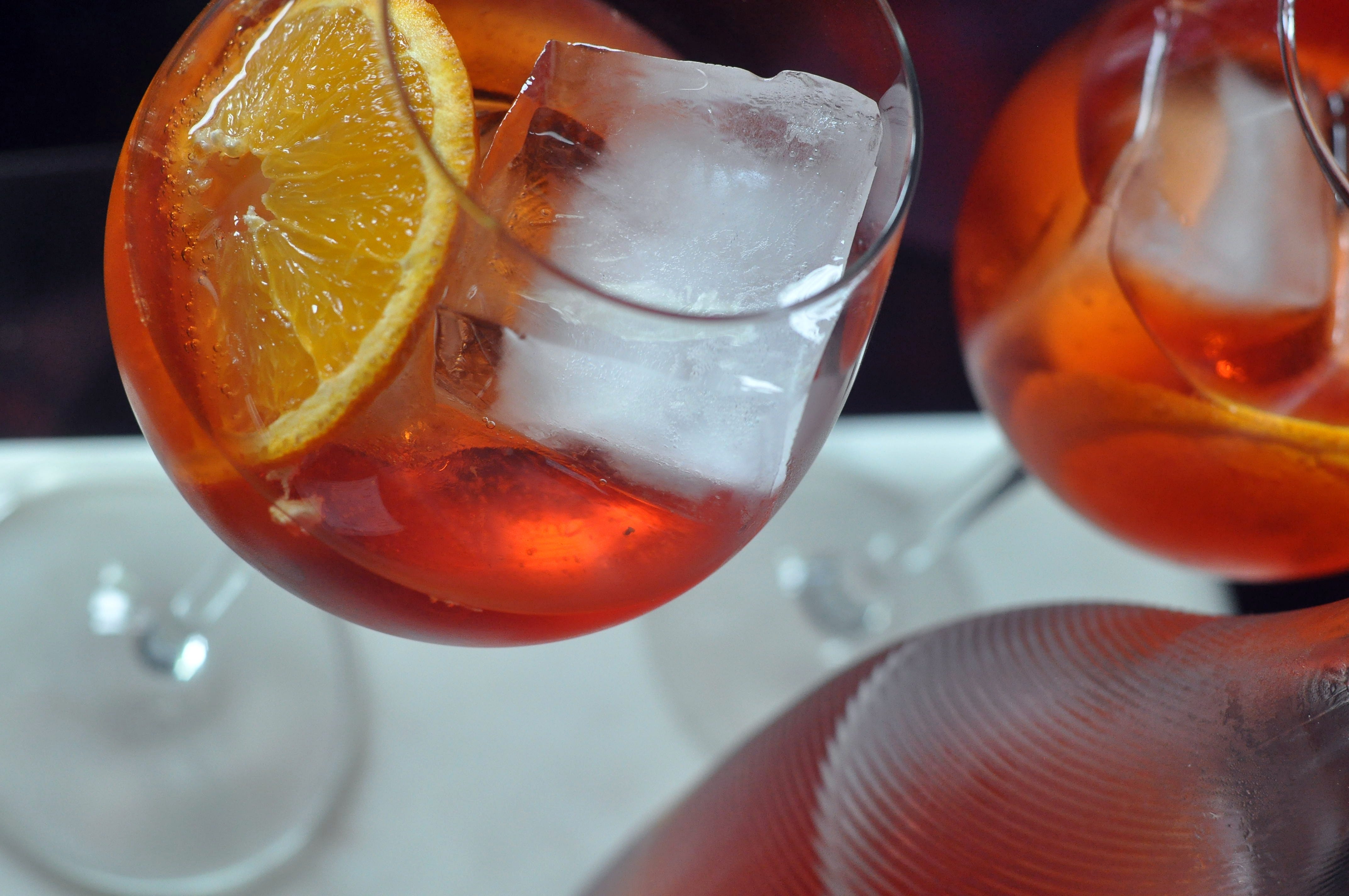There's a Reason You're Drinking So Much Aperol Spritz - The New York Times