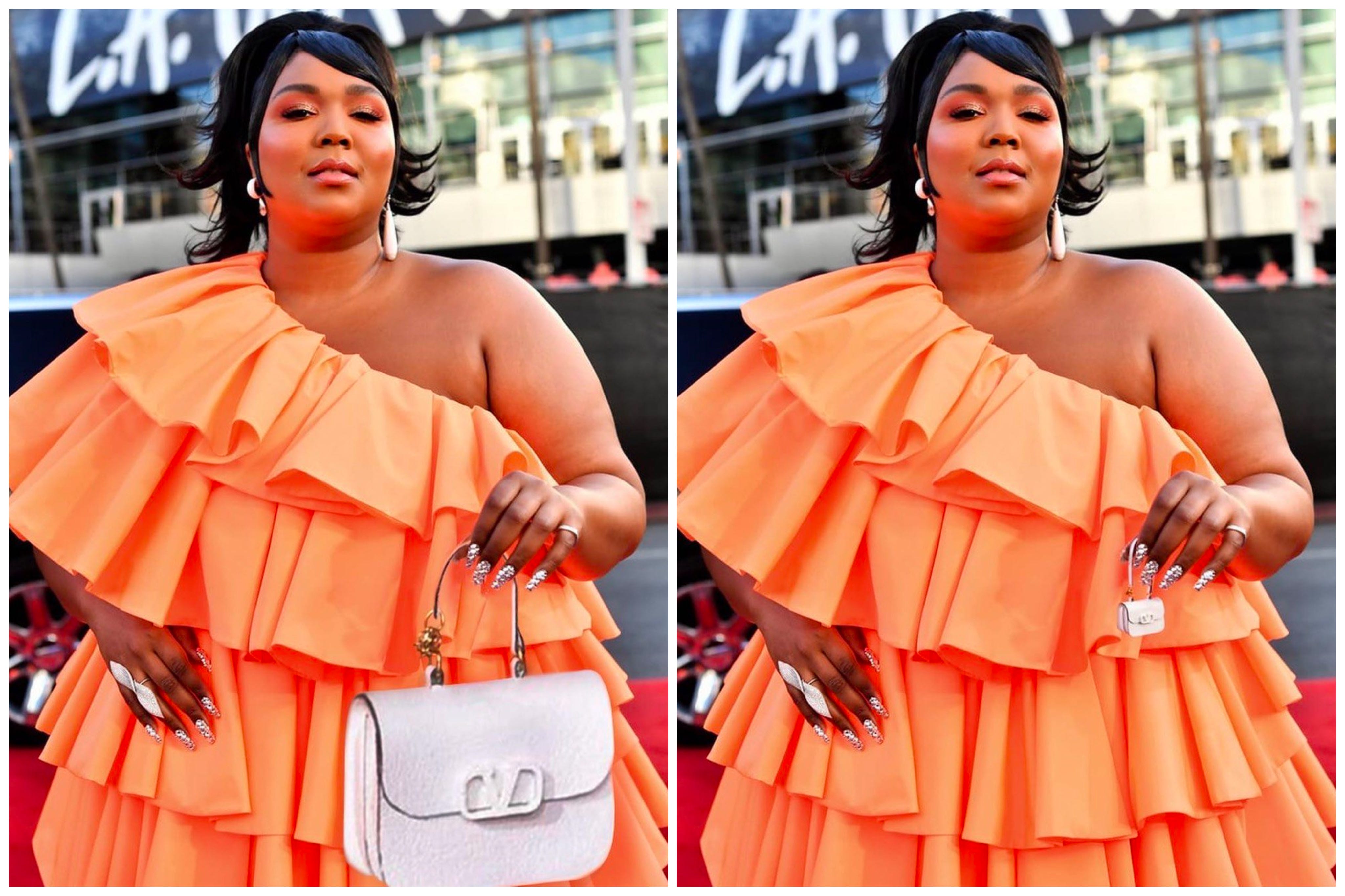 Fan theories about what's inside Lizzo's tiny bag at the AMAs