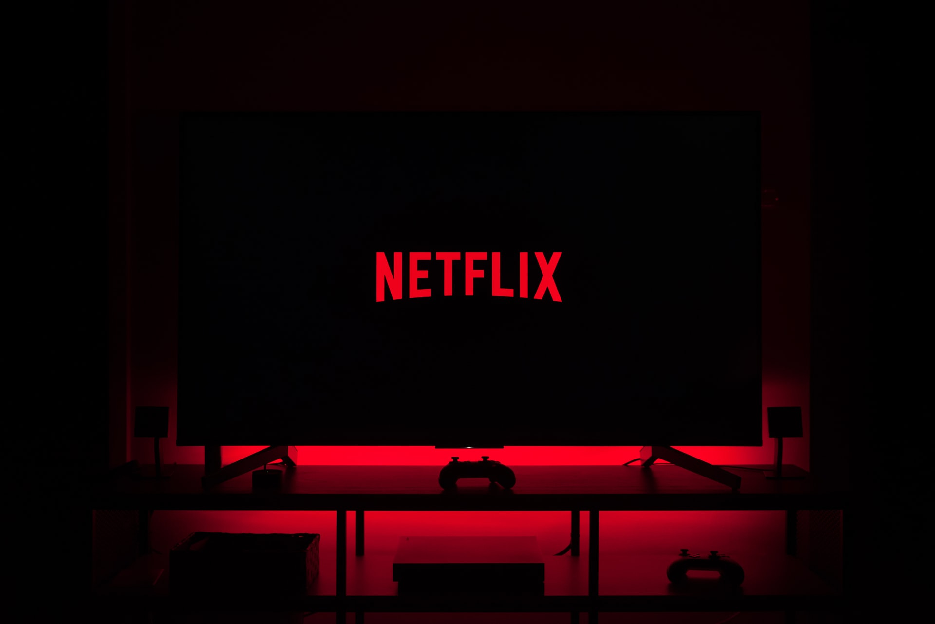 Netflix anuncia cobrança de taxa de compartilhamento de senhas no