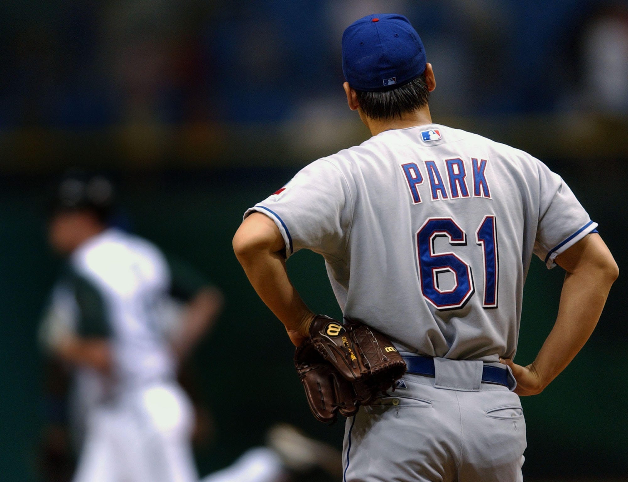 T.R.'s Memoirs: The disastrous Chan Ho Park signing and a long