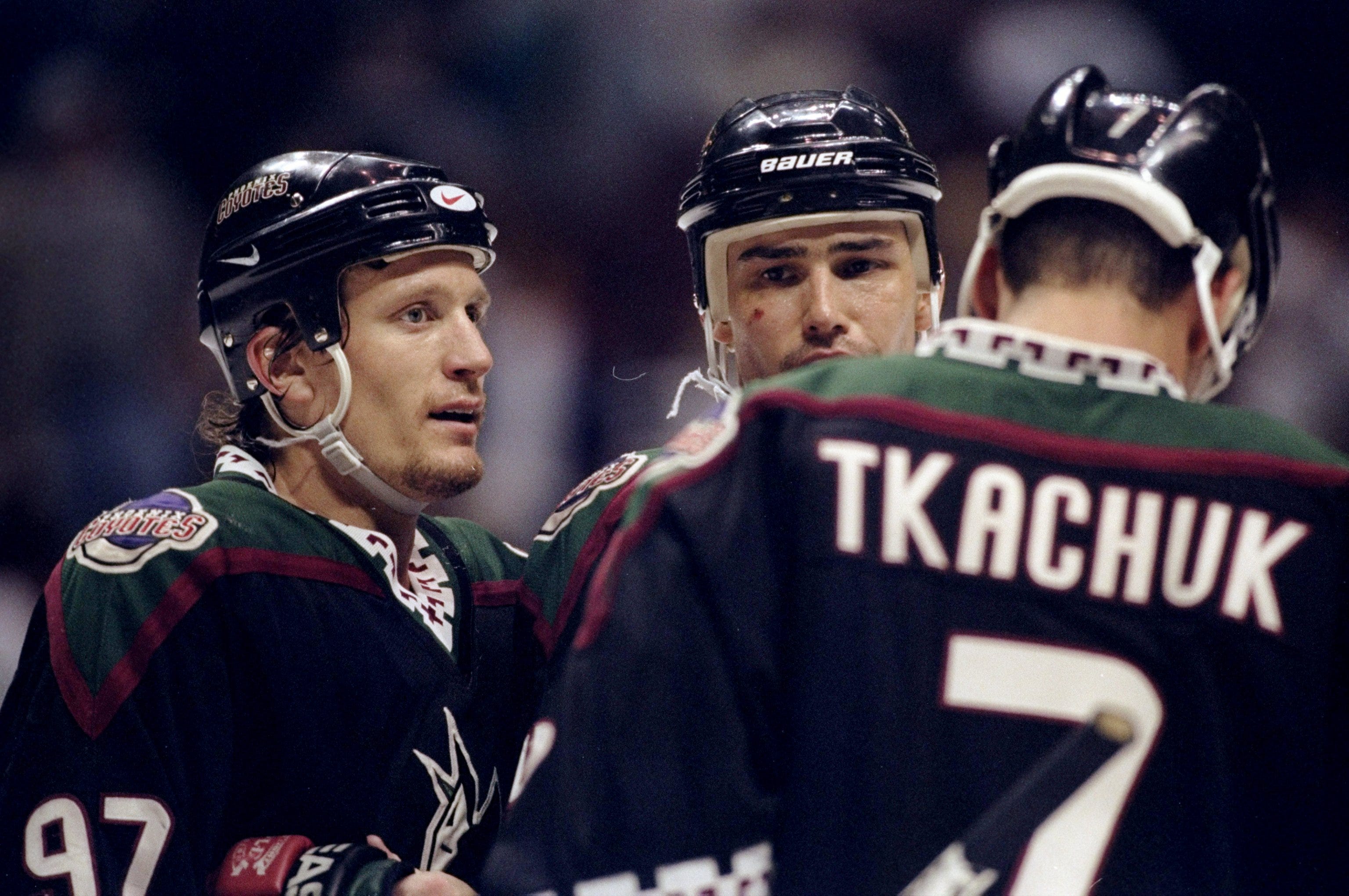 Coyotes take to the ice rocking incredible Diamondbacks hockey