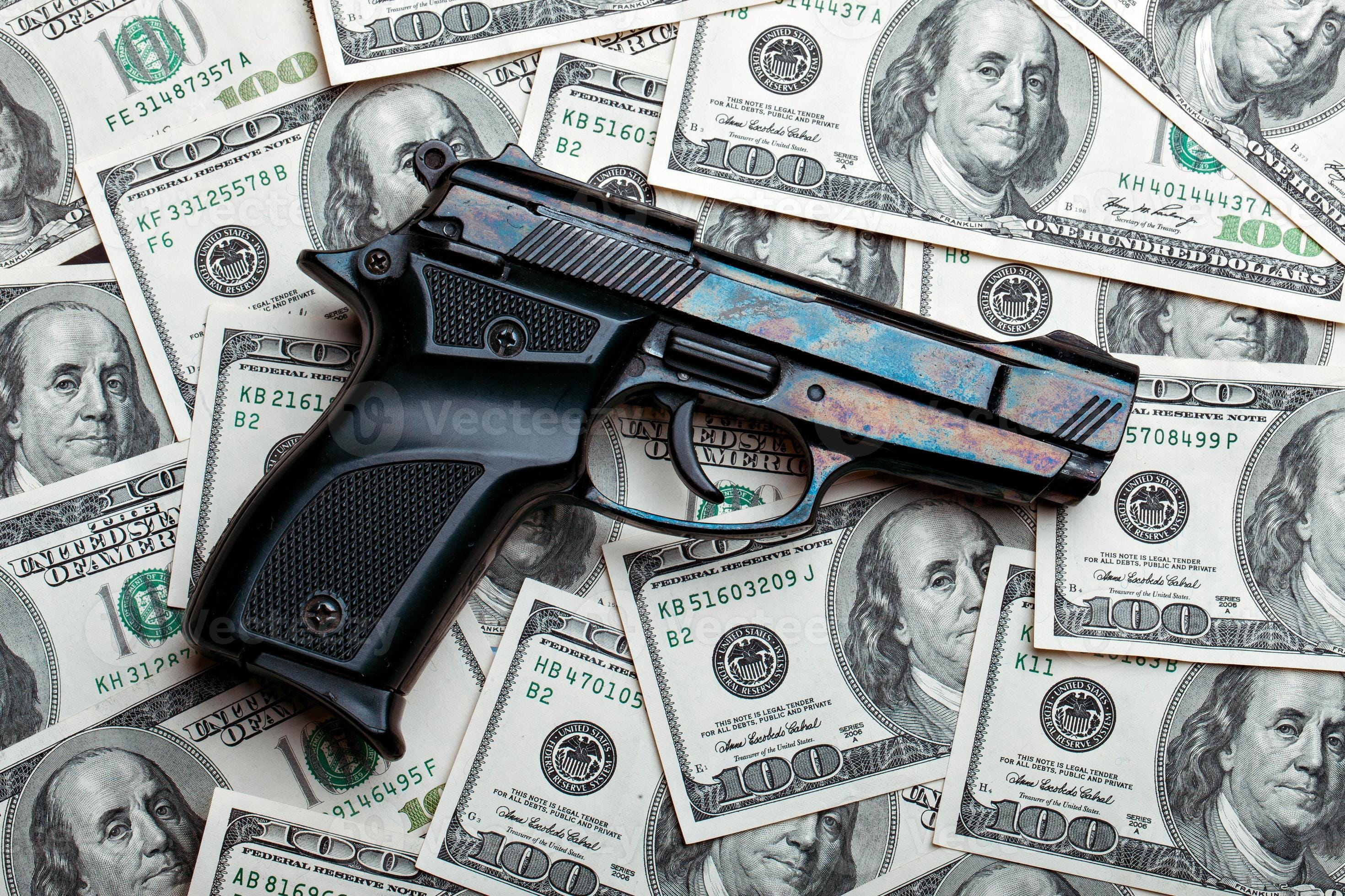 Issue#16 - How do governments use money as a weapon?