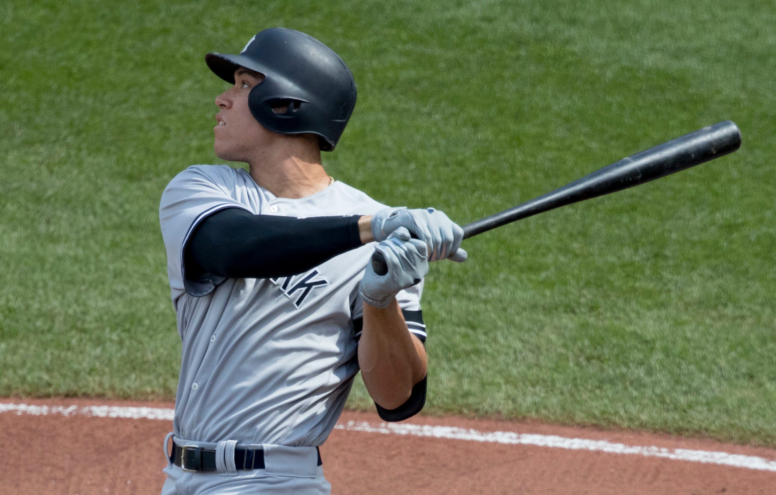 Aaron Judge Cut-Ins by ESPN Controversial With College Football