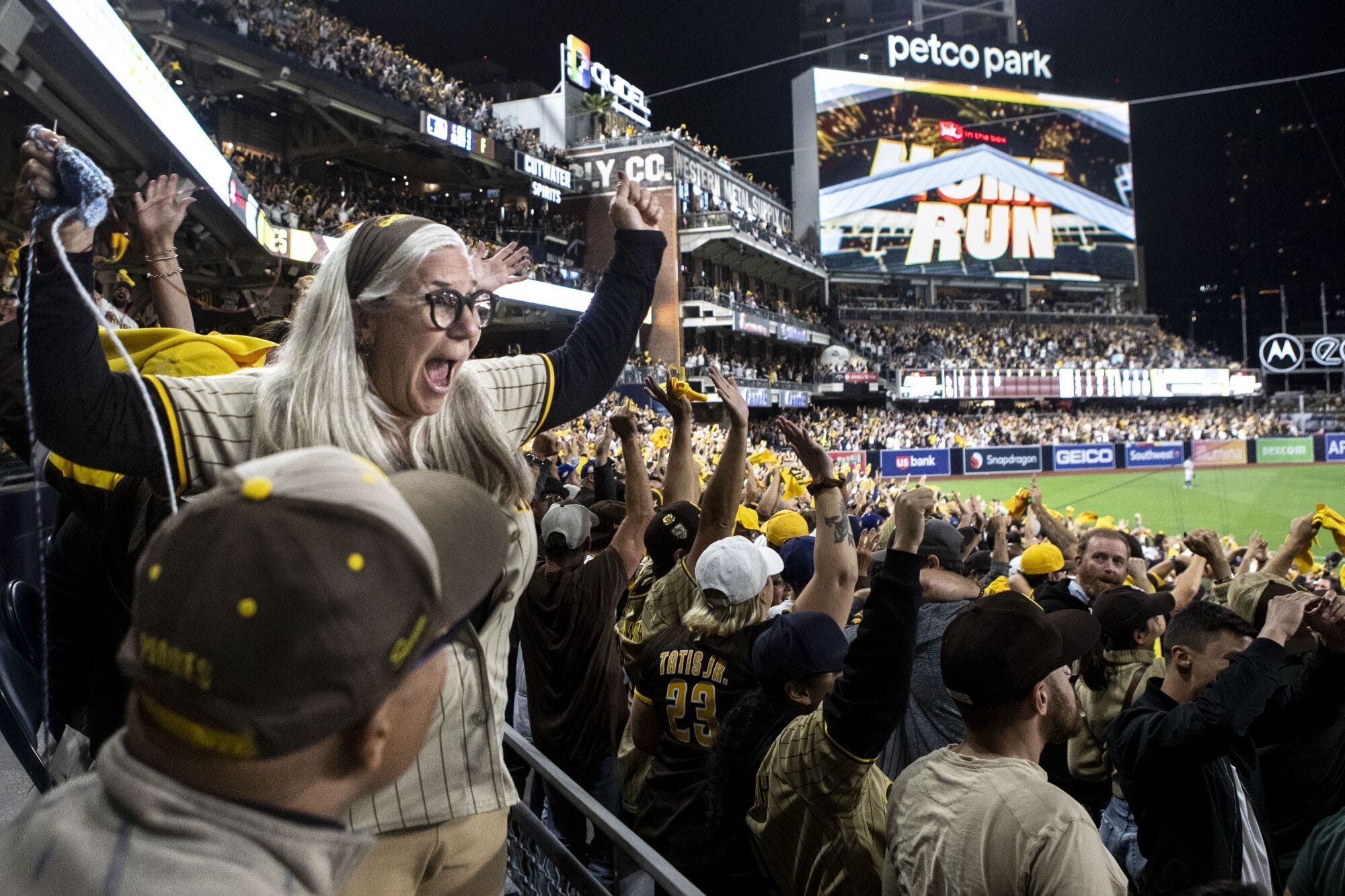 Padres' Joe Musgrove wears No. 44 to honor Jake Peavy : r/baseball