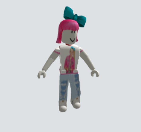 Everybody:making normal roblox avatar My Avatar in roblox