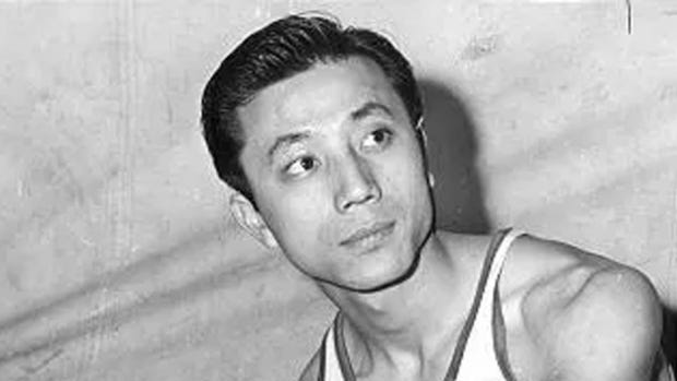 Wat Misaka, the first Japanese player in pro basketball, dies at 95 - Los  Angeles Times