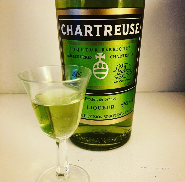 Chartreuse verte : bienfaits, anecdotes, cocktails - Divine Box