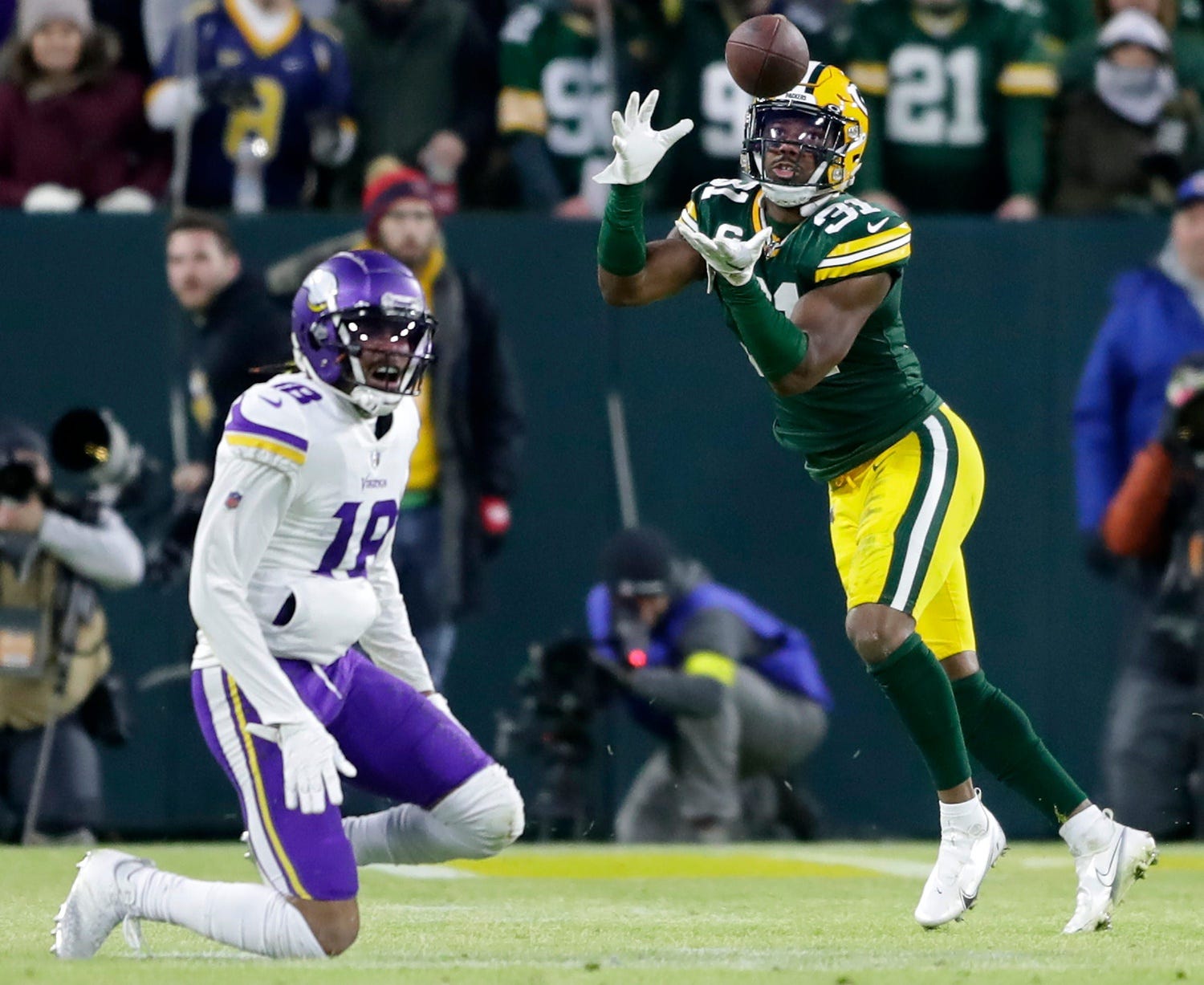 Vikings at Packers Game Observations: Slip Ups on Field Mean No. 1 Seed  Slides Away