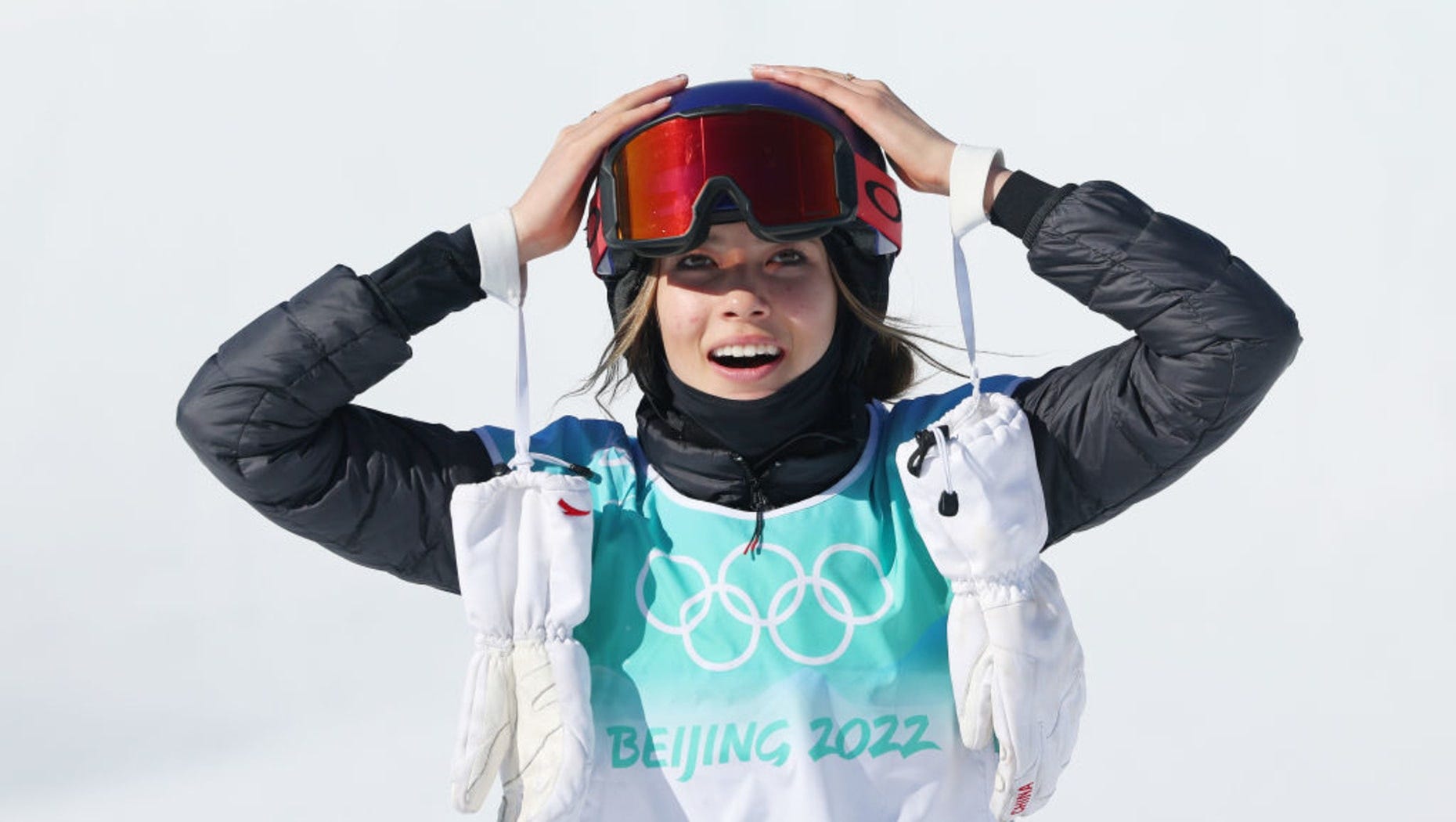 Eileen Gu is skiing for China and taking over the Beijing Games - The  Washington Post