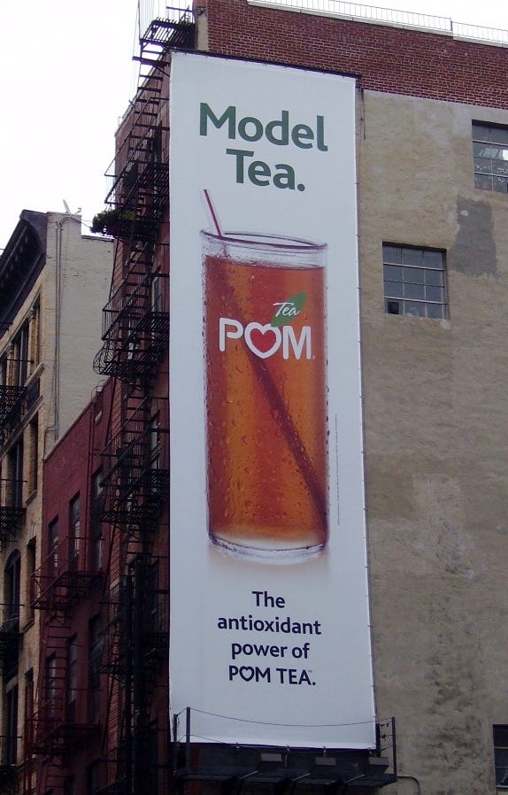 Advertising Pom Pom Zeros