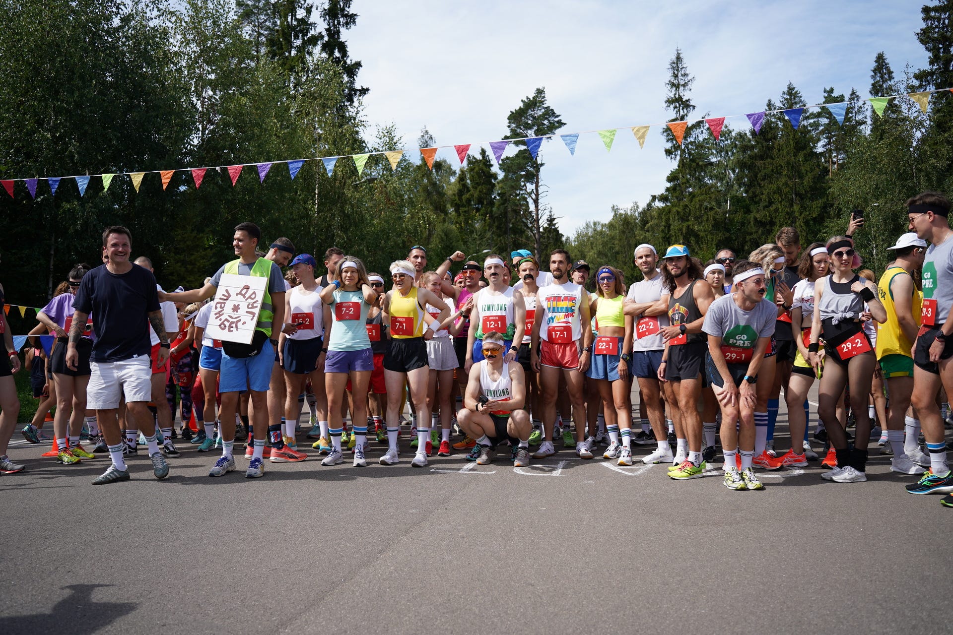 креативные медали. эстафета медалей. эстафета медалей. наградные медали. спортивные награды.