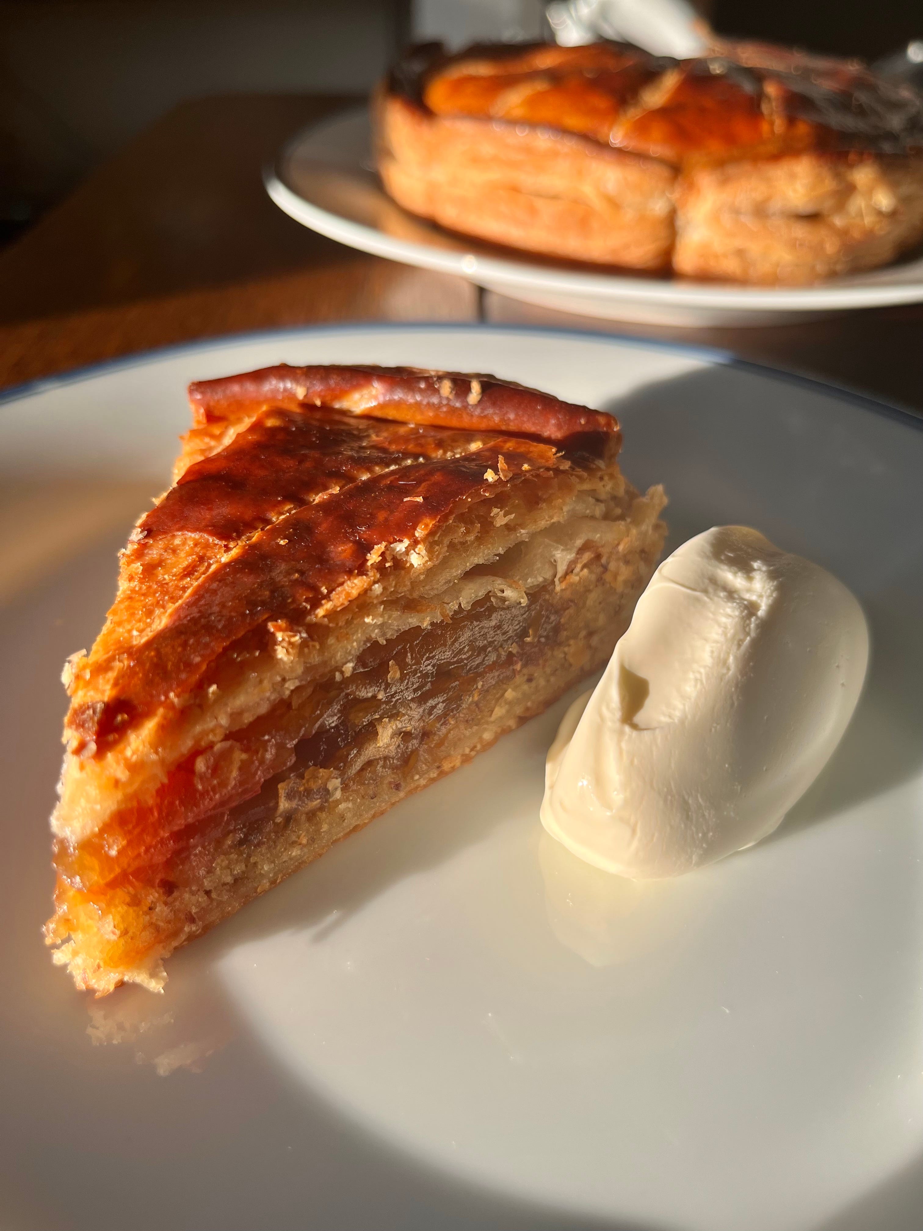 Galette des Rois with Frangipane & Apple - Our recipe with photos