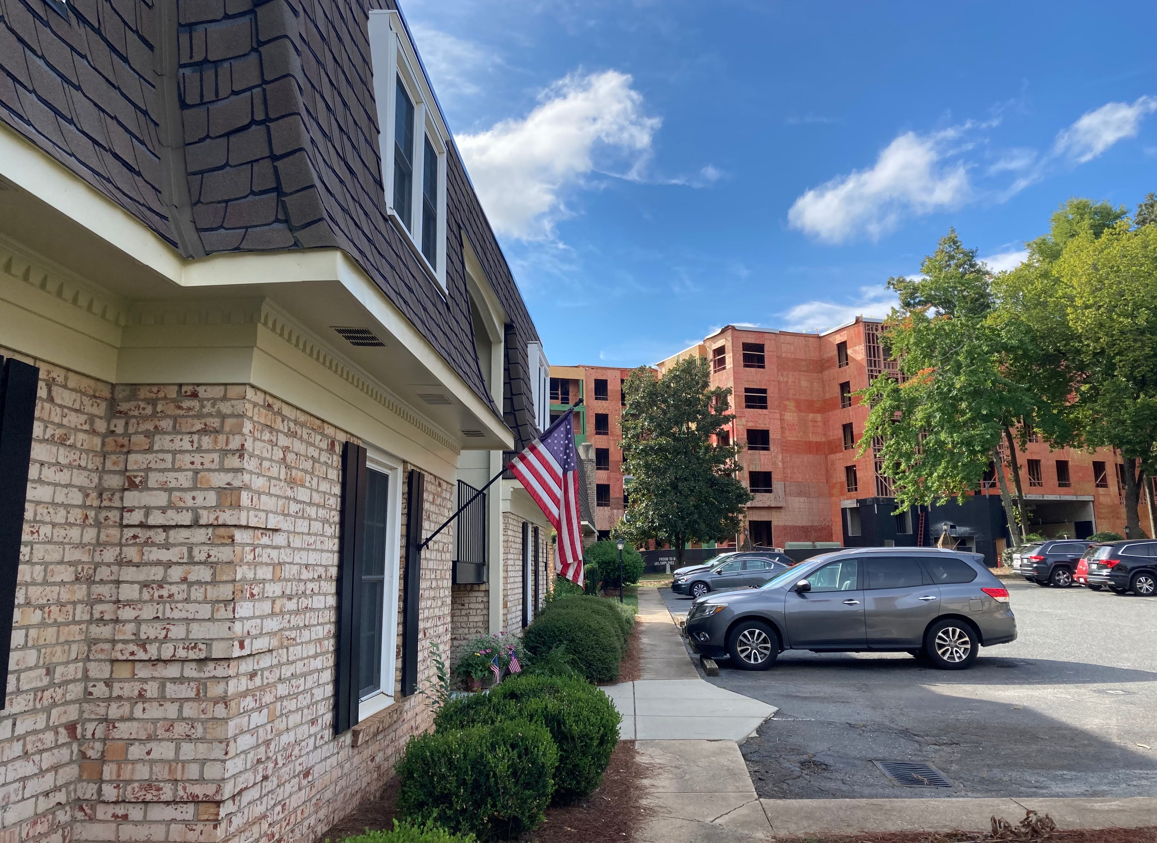 7 best apartments in SouthPark - Axios Charlotte