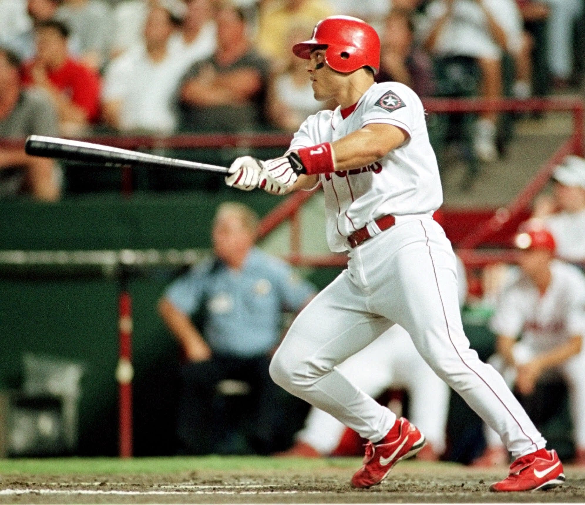 T.R.'s Memoirs: Ivan Rodriguez batted down those who doubted him in  illustrious MLB career (Part II)