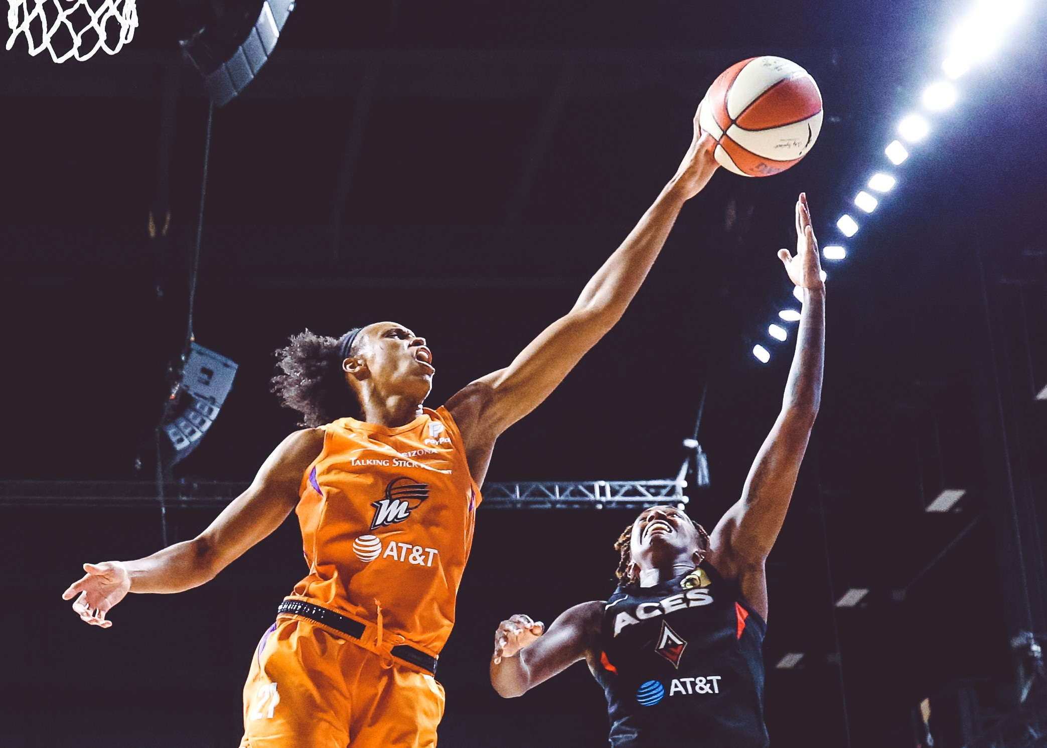 WNBA news: LA Sparks make final roster cuts; Mabrey makes the team