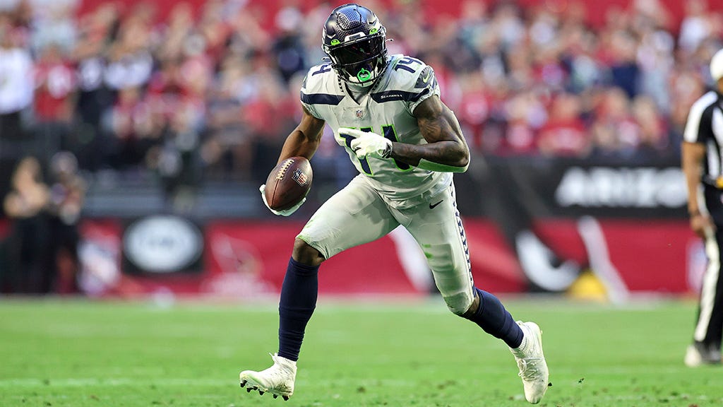 Seahawks, WR DK Metcalf agree to $72M extension 