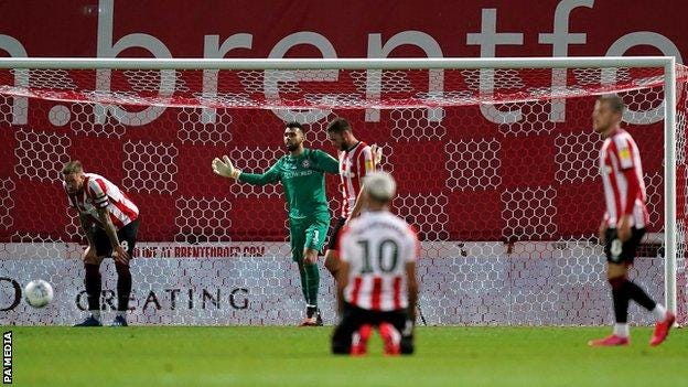 Swansea City 2-1 Millwall: Swans remain unbeaten after hard-fought win -  BBC Sport