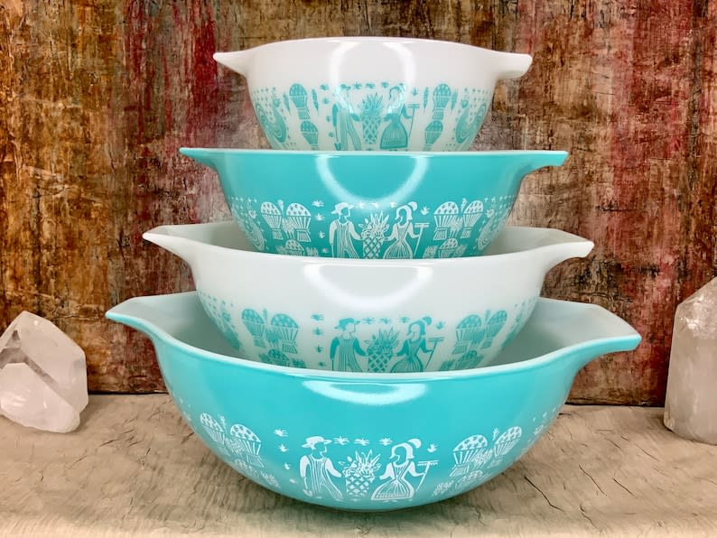 If You Like Vintage Pyrex or Dinnerware, You'll Love This Food52