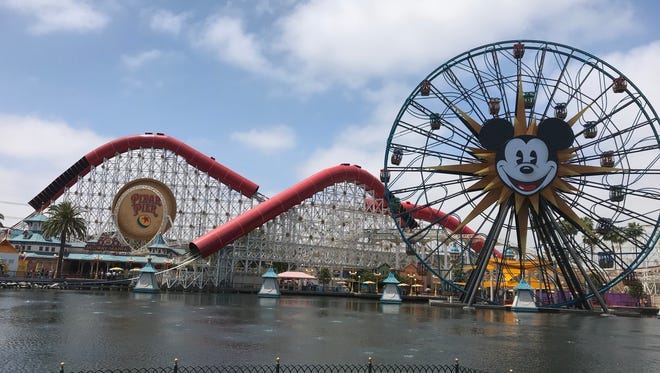4K] Rock n Roller Coaster Front Row POV - High Speed Indoor Coaster -  Disney's Hollywood Studios 