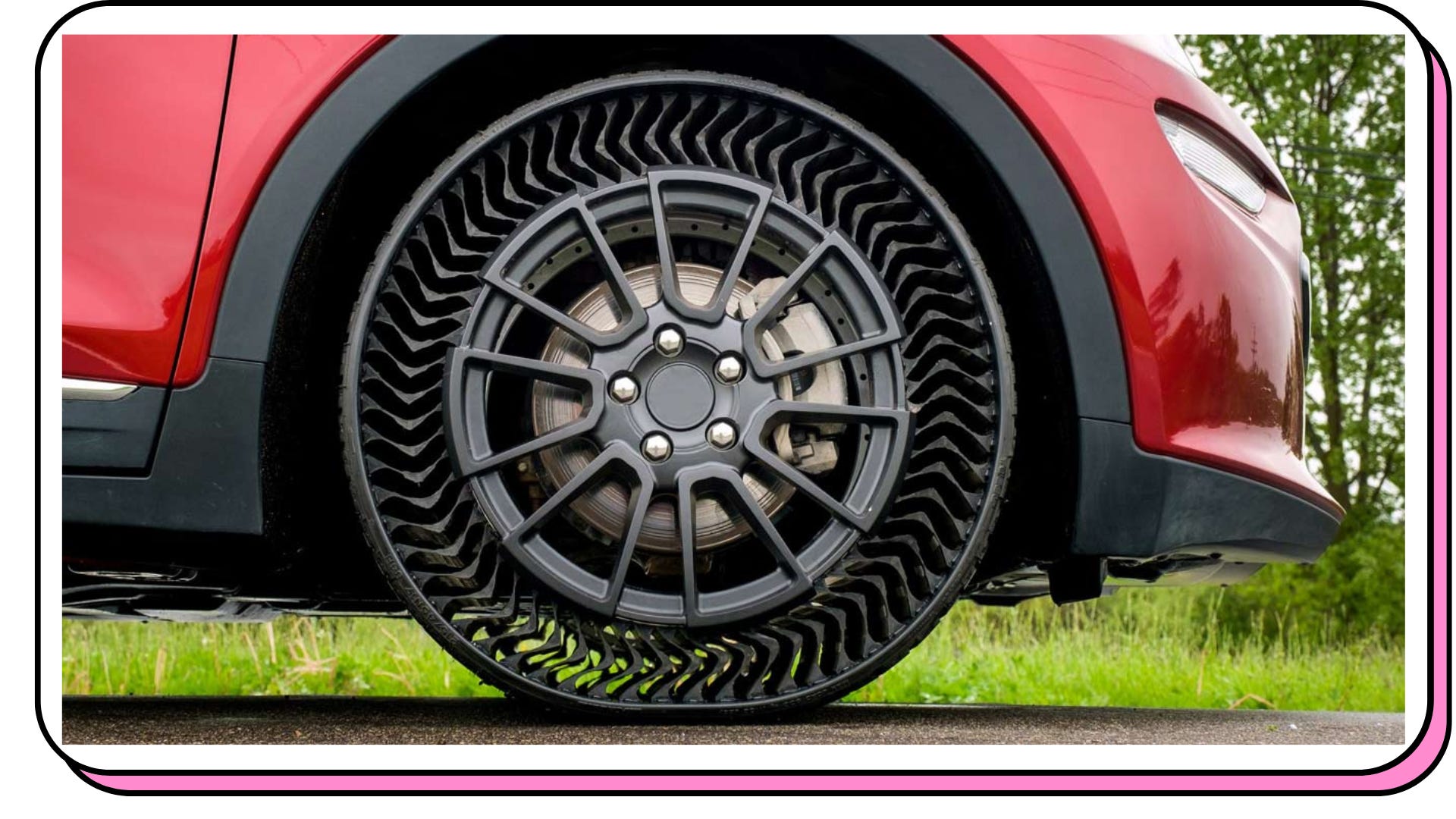 Des pneus Michelin sans air vont équiper les véhicules de La Poste