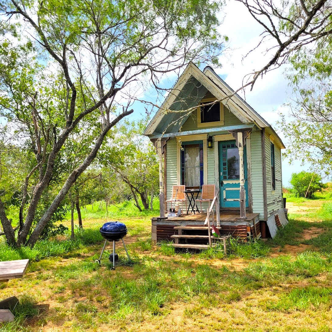 Tiny Texas House for sale in Salvage, Texas w/ a chance to live in