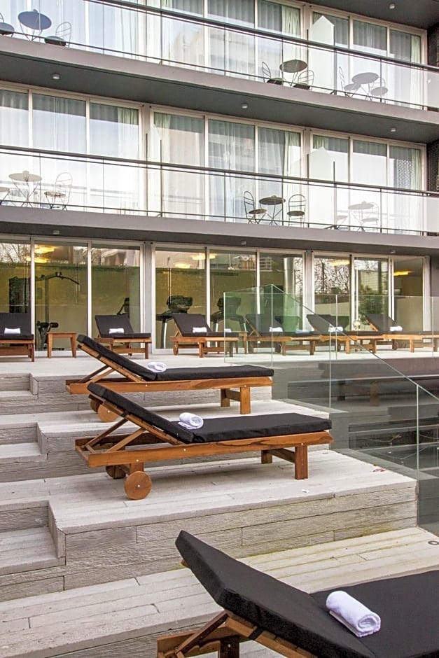 THE DEPTHS of THEATER THEY JUMP TO