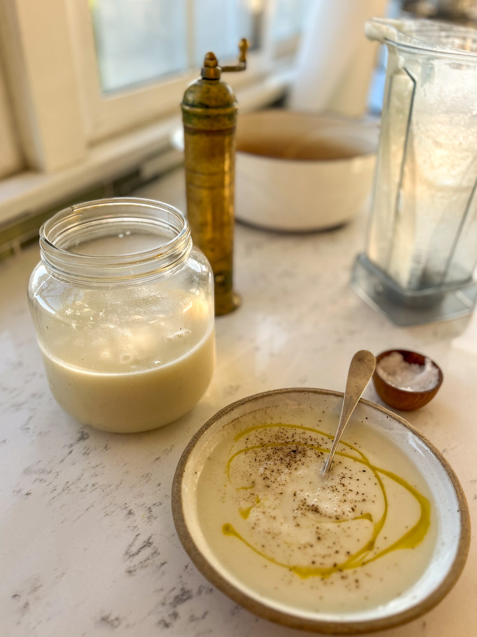 5 ingredient cauliflower soup