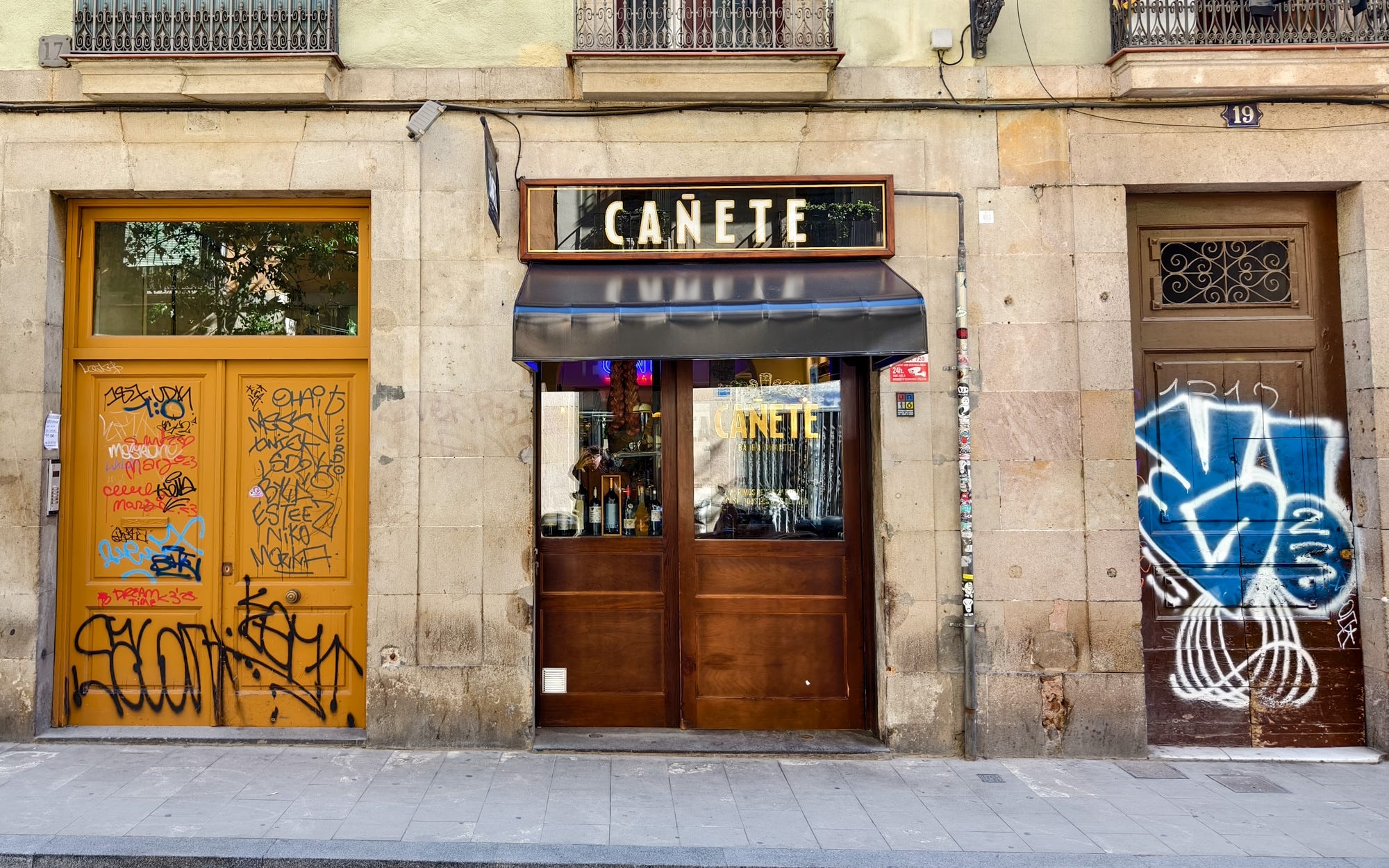 Bar Cañete, Barcelona - by Dominic Preston - Braise