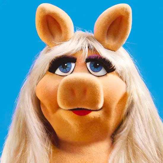 Happy New Year 2022 from Miss Piggy!