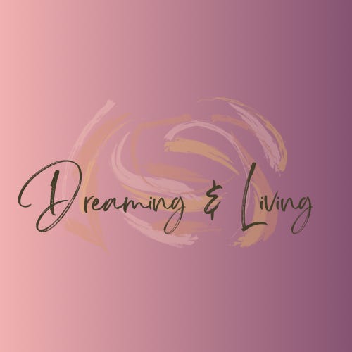 Dreaming & Living logo