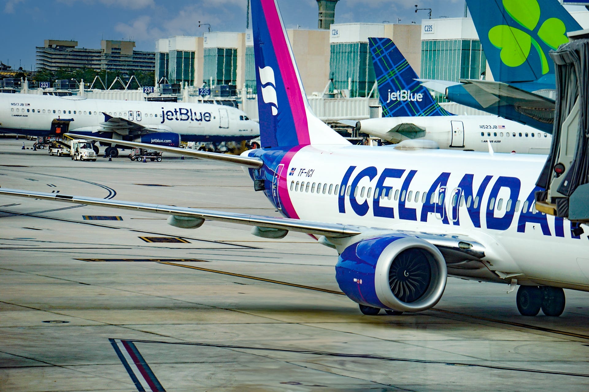 Icelandair Feeling Impacts From Hurricane Milton