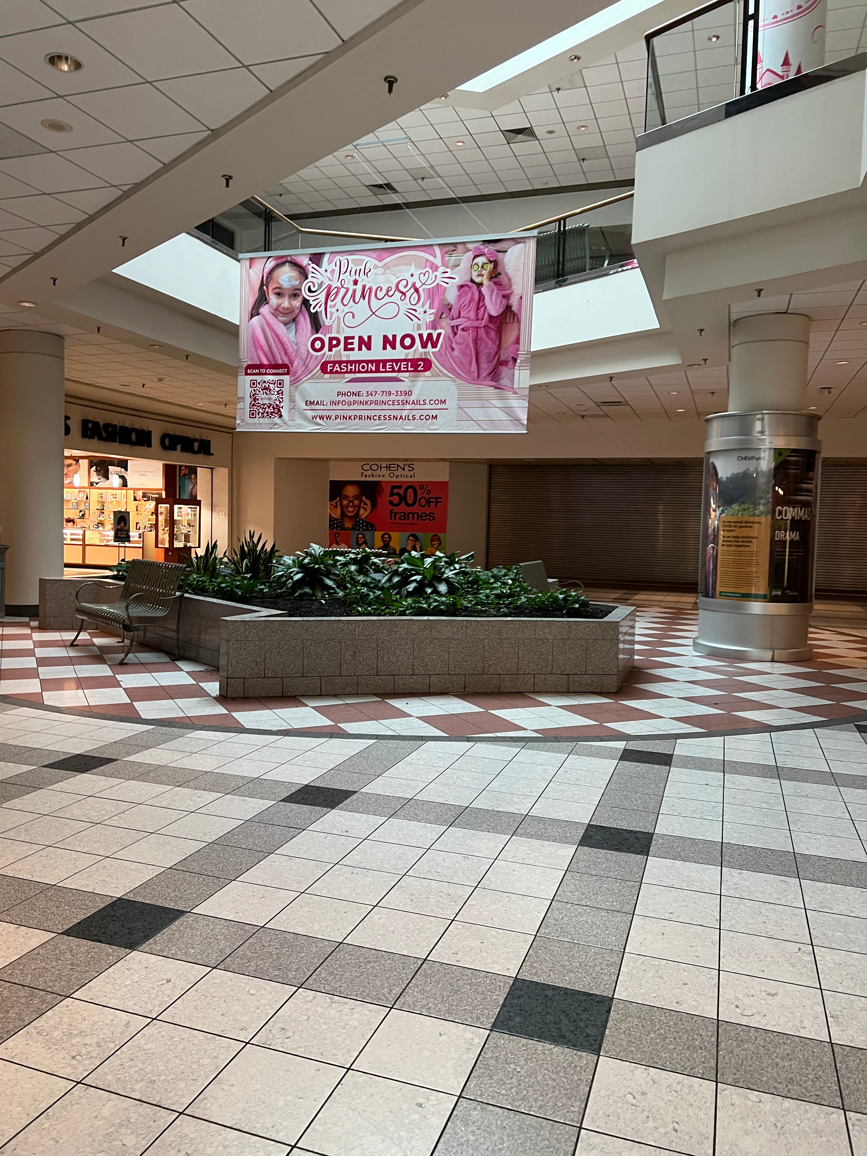 The Galleria At White Plains - Super regional mall in New York, New York,  USA 