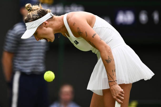 Marketa Vondrousova is the 1st unseeded woman to win Wimbledon : NPR