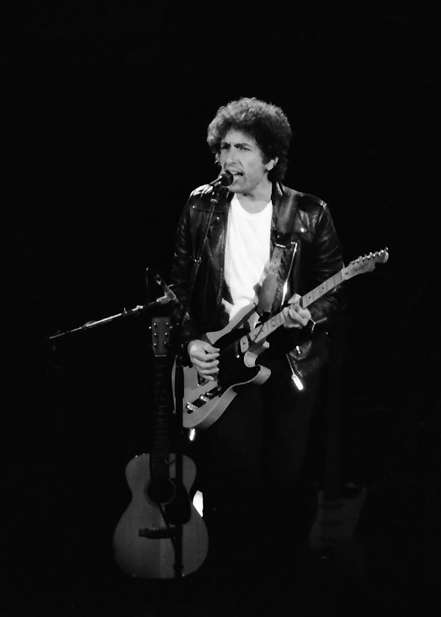Lessons From Bob Dylan's Rough and Rowdy Ways Tour - InsideHook