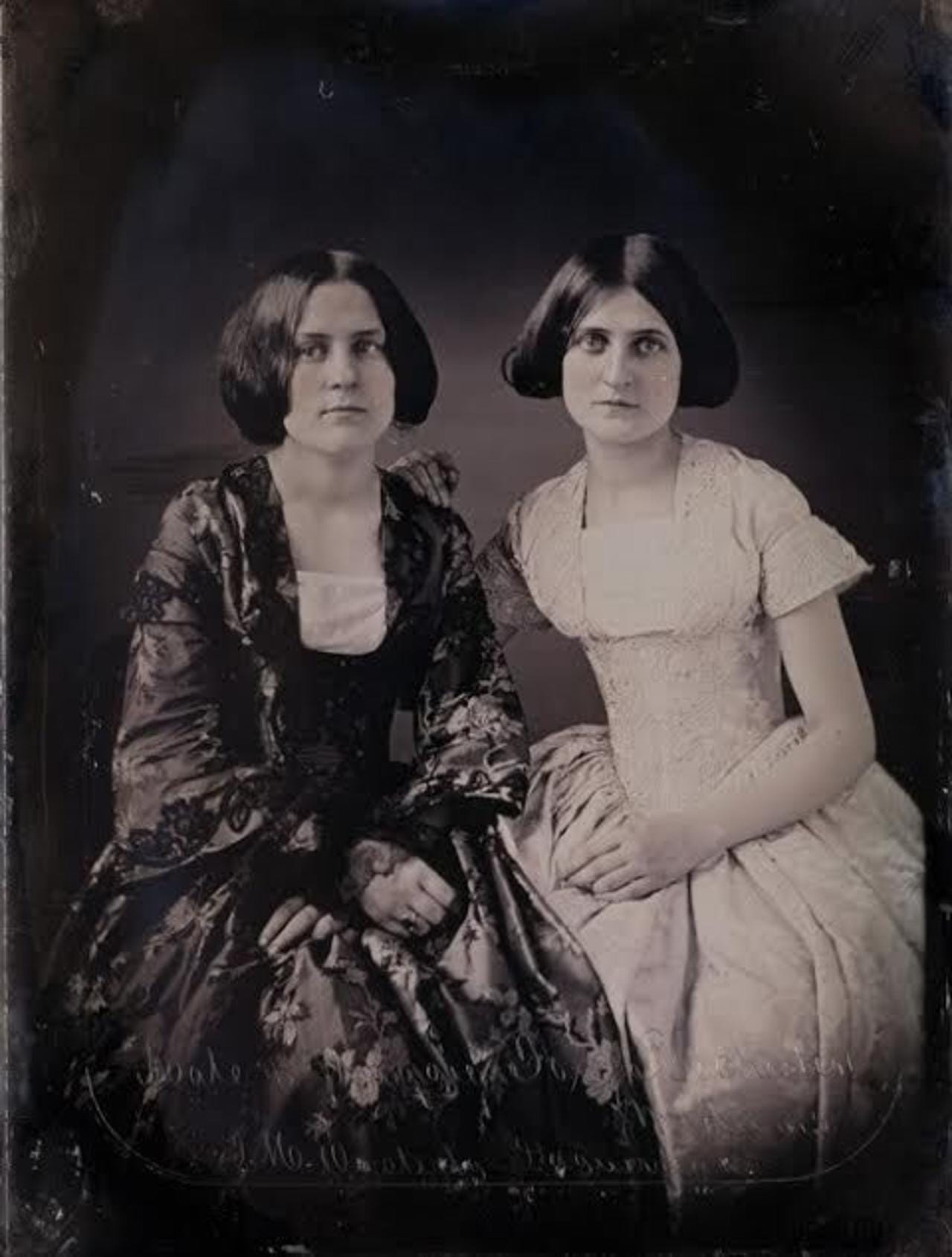The Sisters Who Spoke to Spirits - by Ada Calhoun