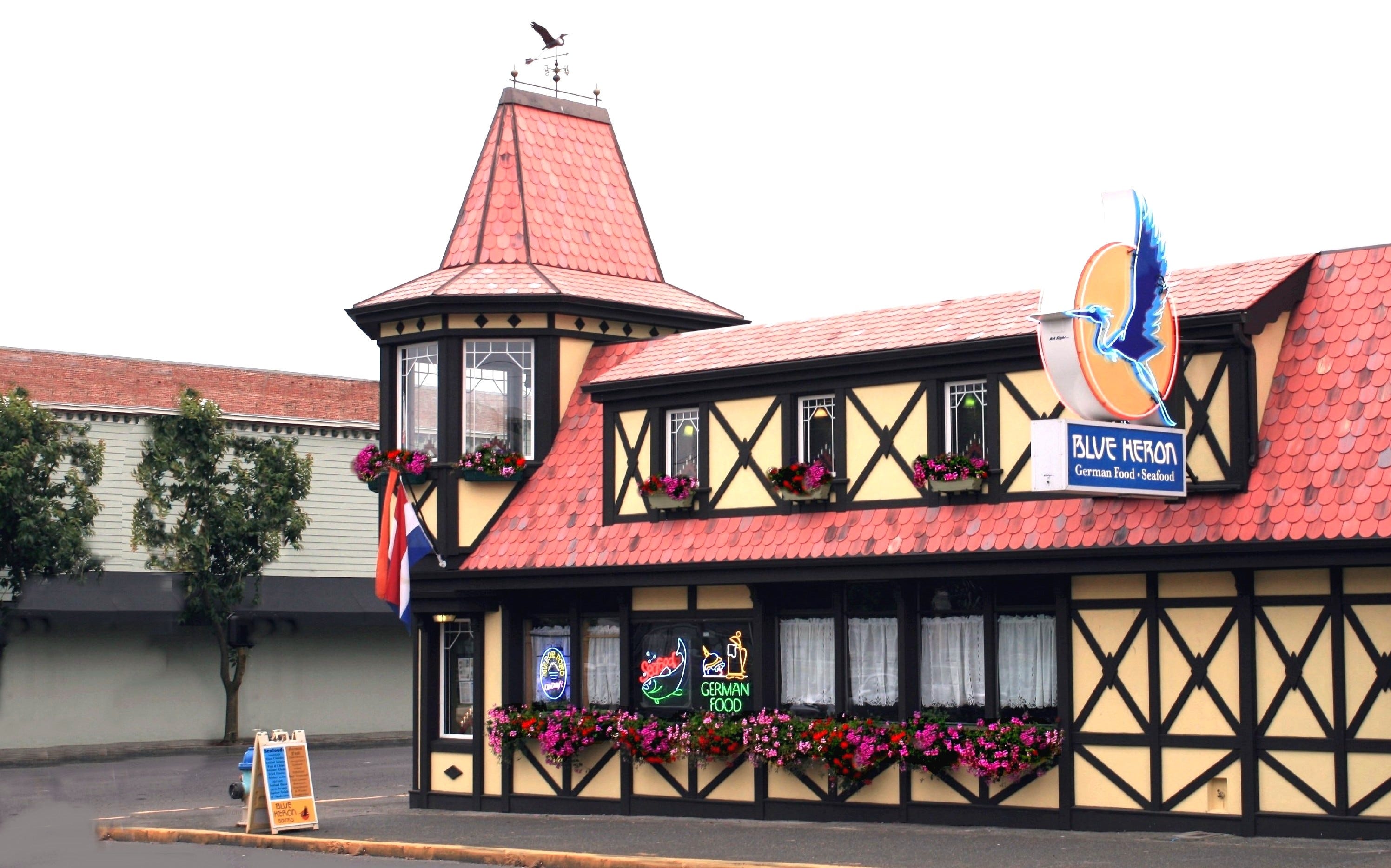 TradeShow Man by Wim de Vriend