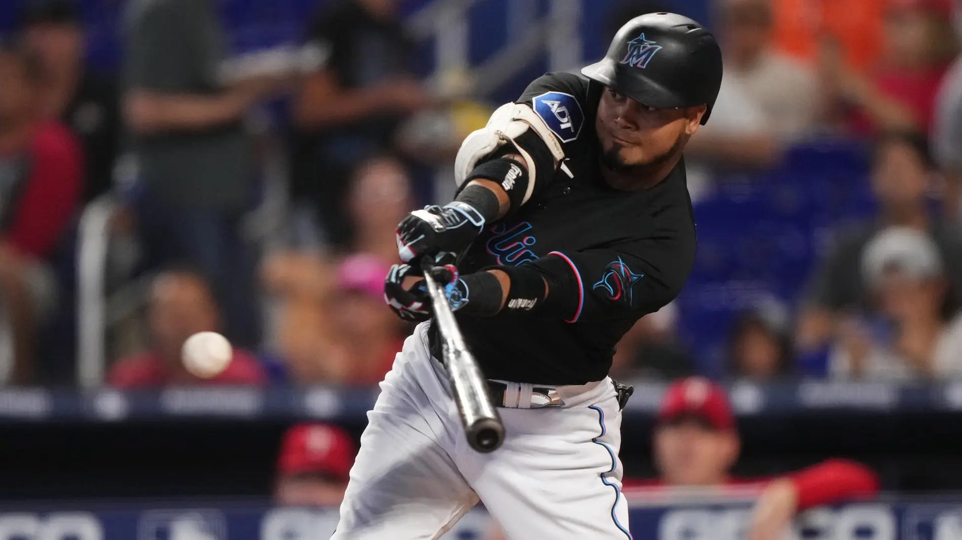 Luis Arraez Is Still Pursuing .400 Batting Average At Key 100-Game  Milestone In July