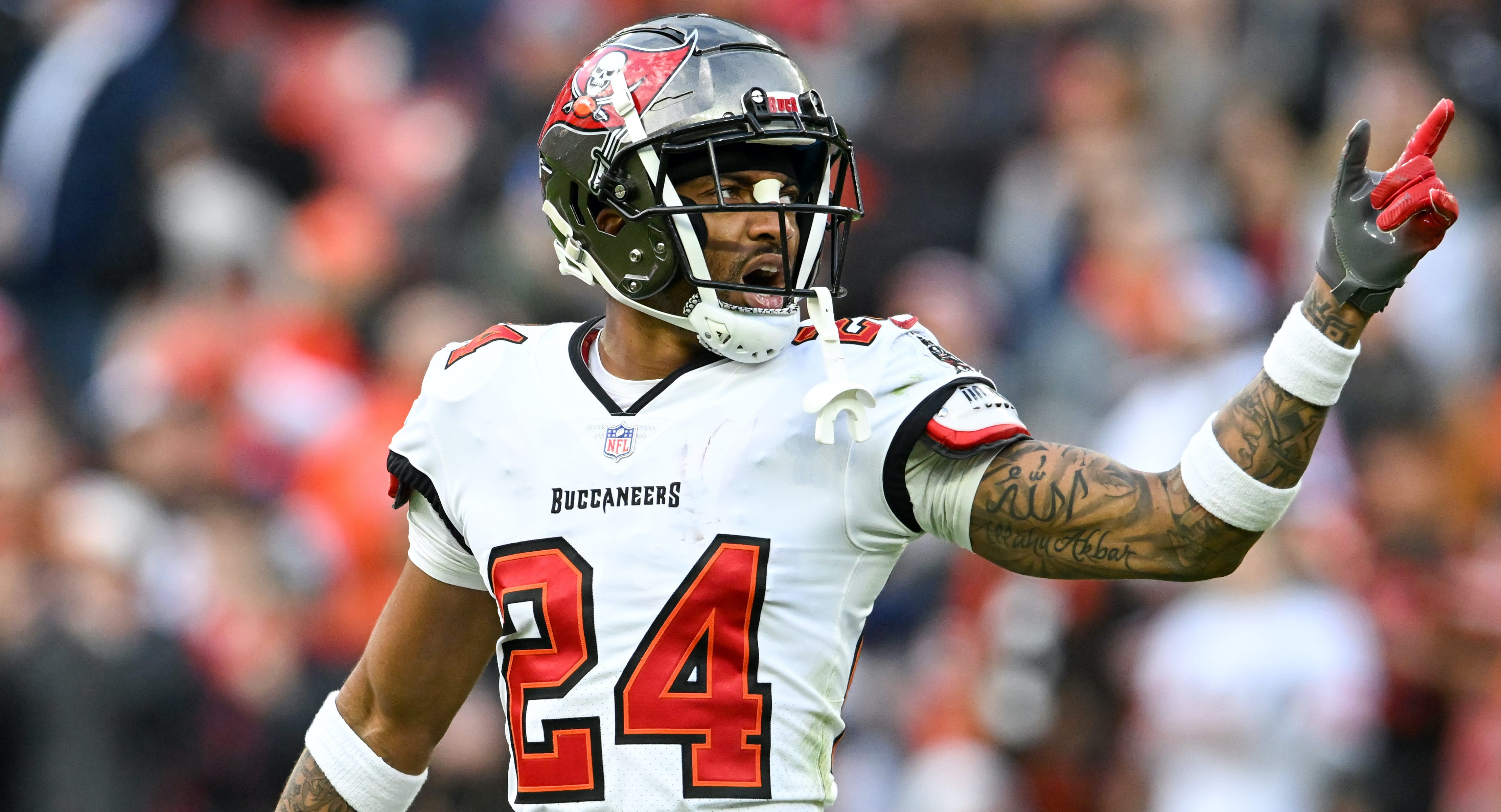 Around The NFL on X: Buccaneers CB Carlton Davis out to prove