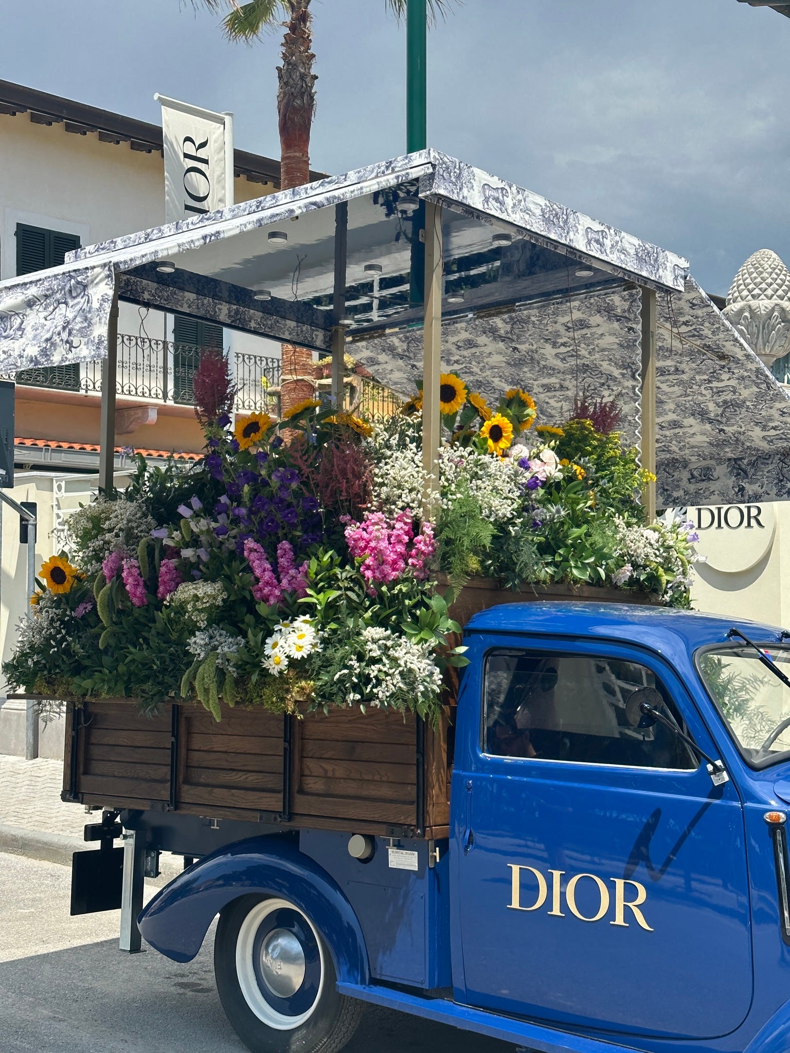 Madonna dei Fiori - Love in Flower