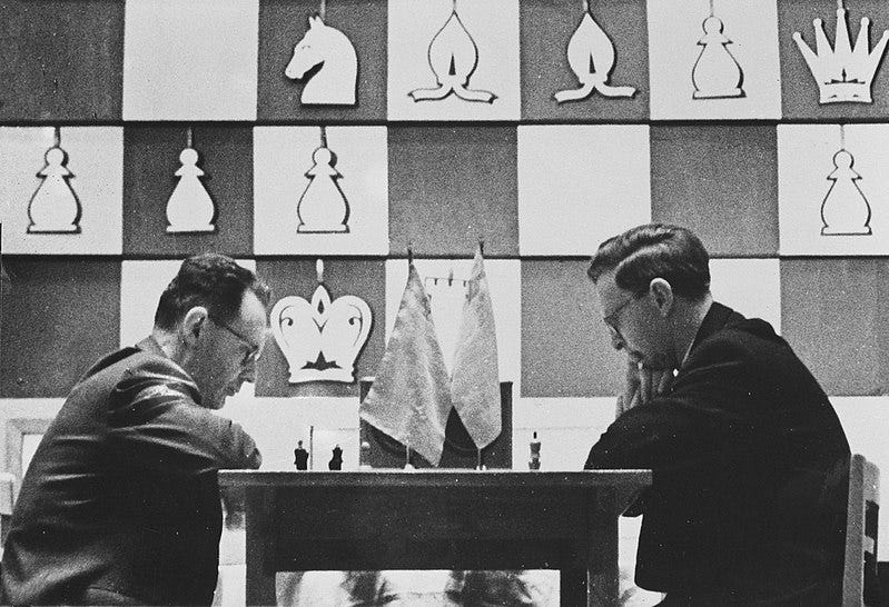 79 years ago: Capablanca beats Botvinnik