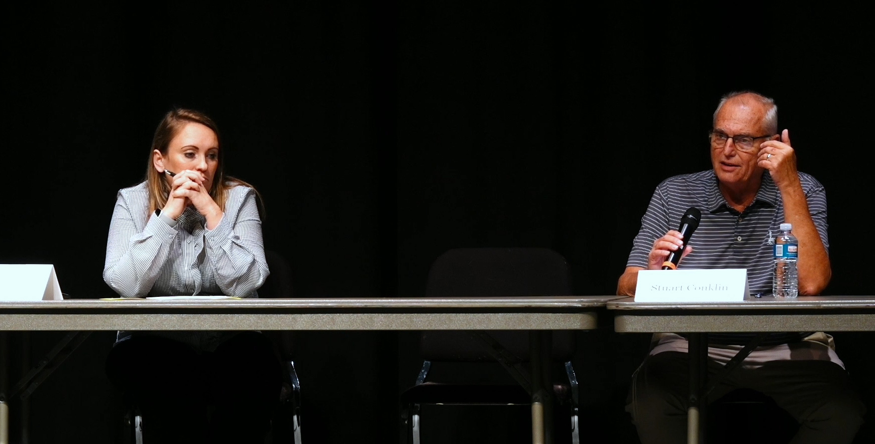 City council candidates give remarks over city manager, south development