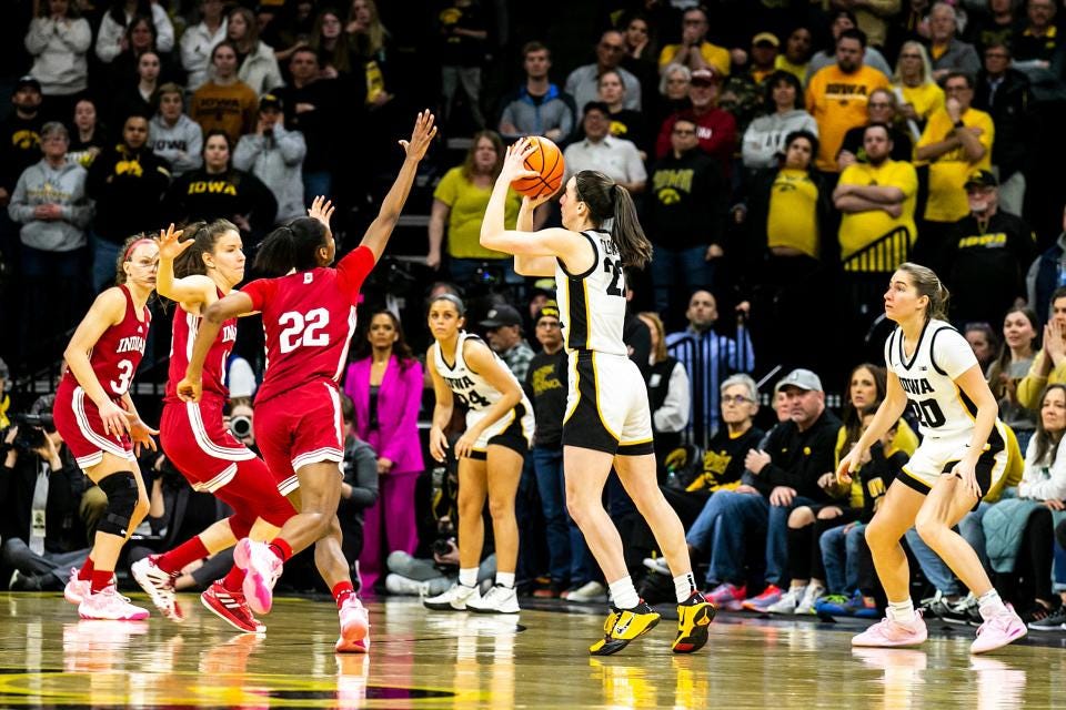 COMMENTARY: It's time to rename the court at Carver-Hawkeye Arena