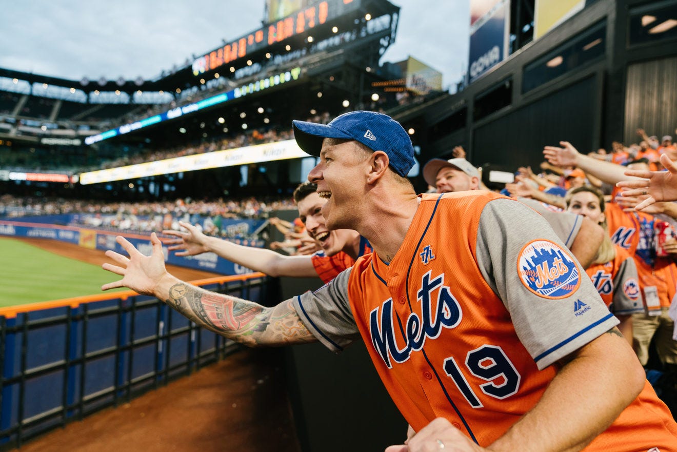 Move Over, Bleacher Creatures: It's the 7 Line Army's Turn - The