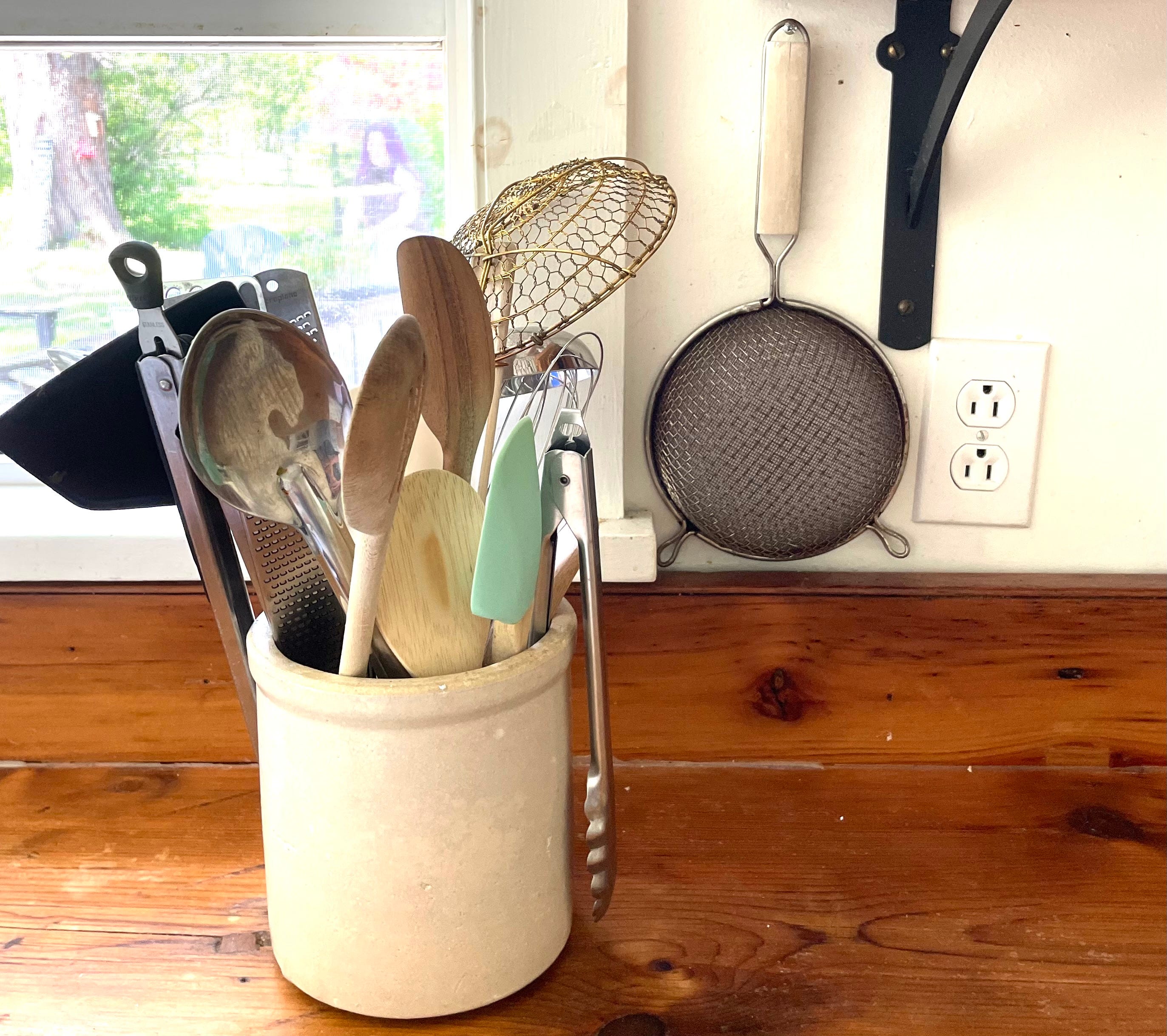The Prettiest Budget-Friendly Kitchen Accessories - The Mama Notes