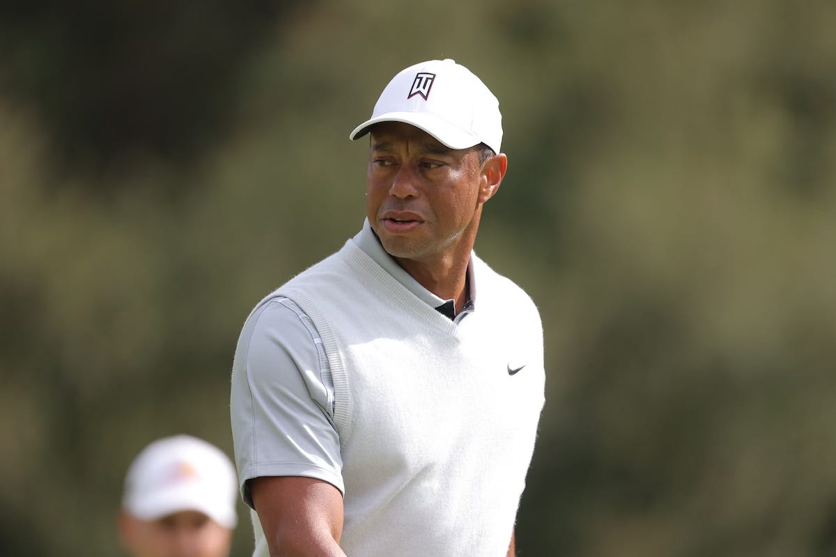 PGA Tour to pay millions to Tiger Woods and other famous players.