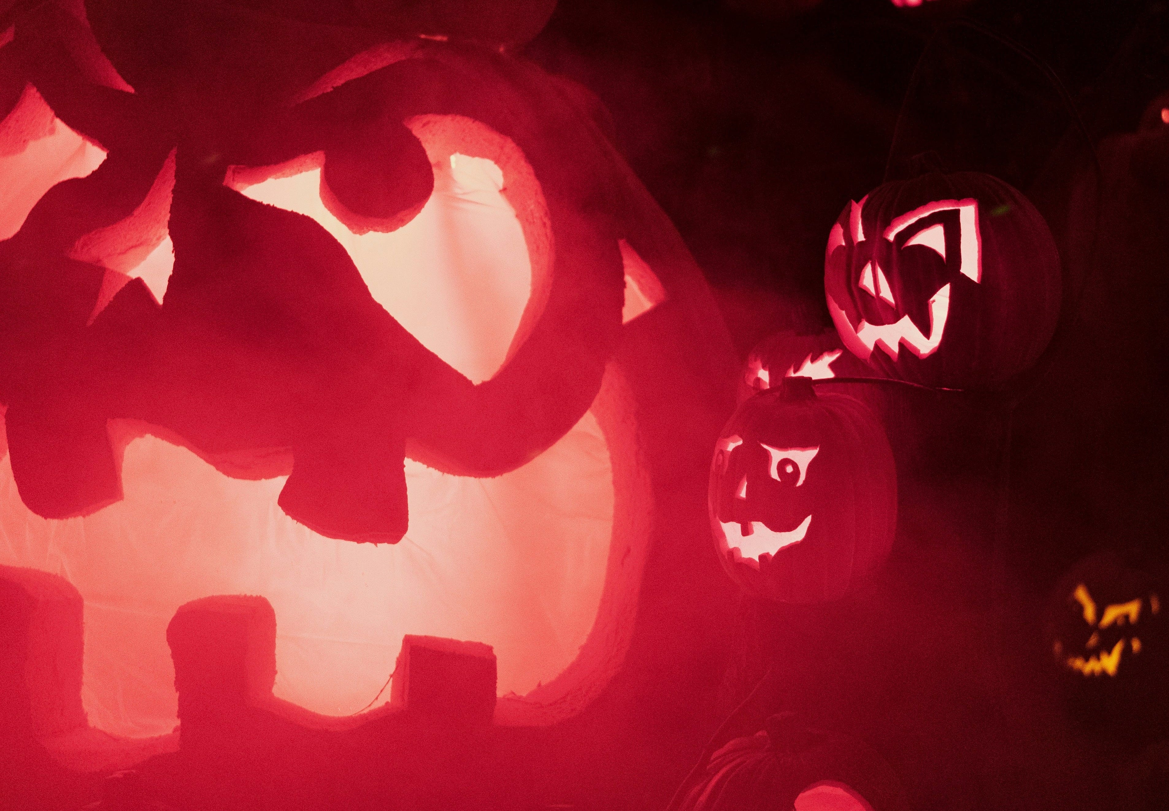 5 Reviews of 5 Classic Halloween Movies by Sebastian