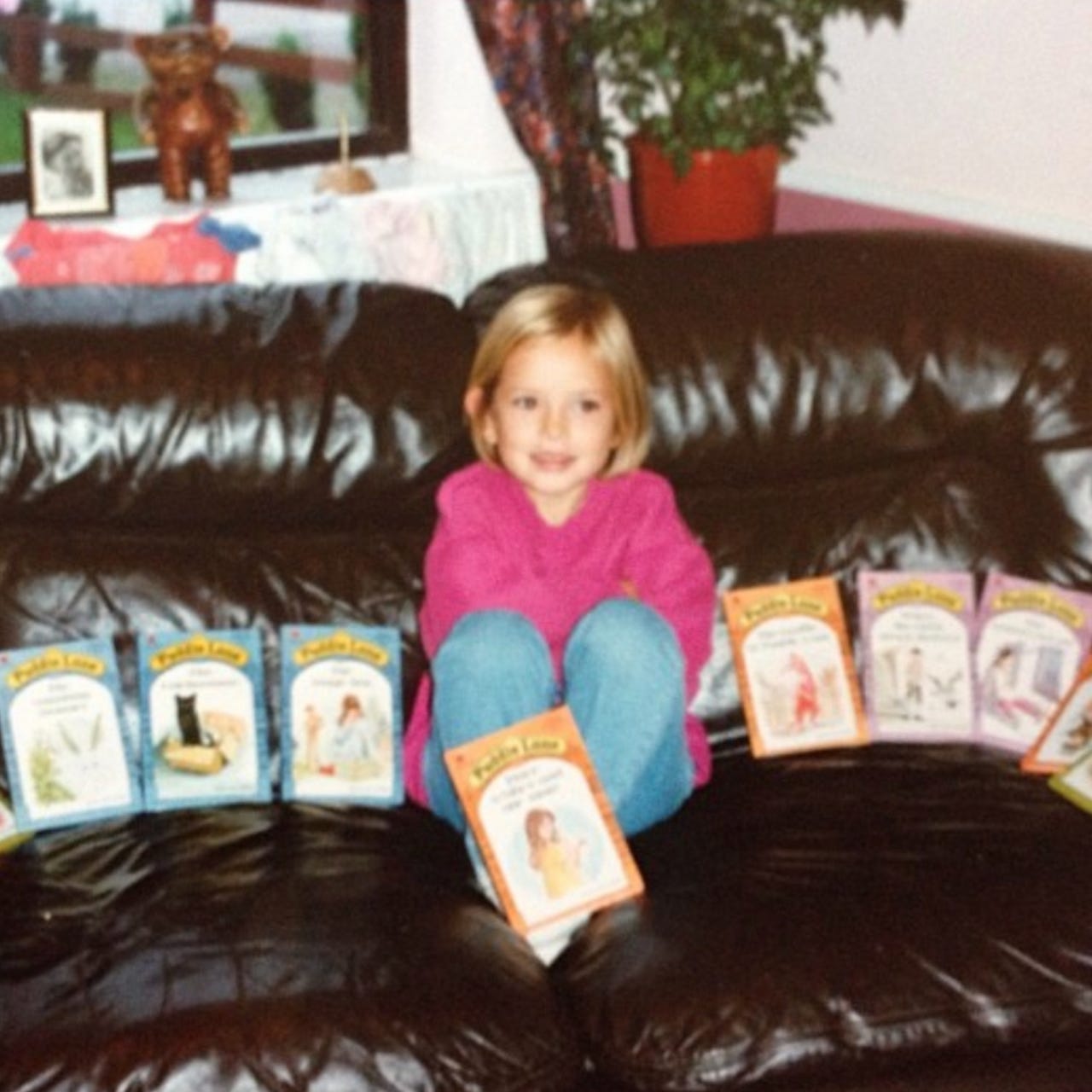 Tanya Burr's Book Club logo