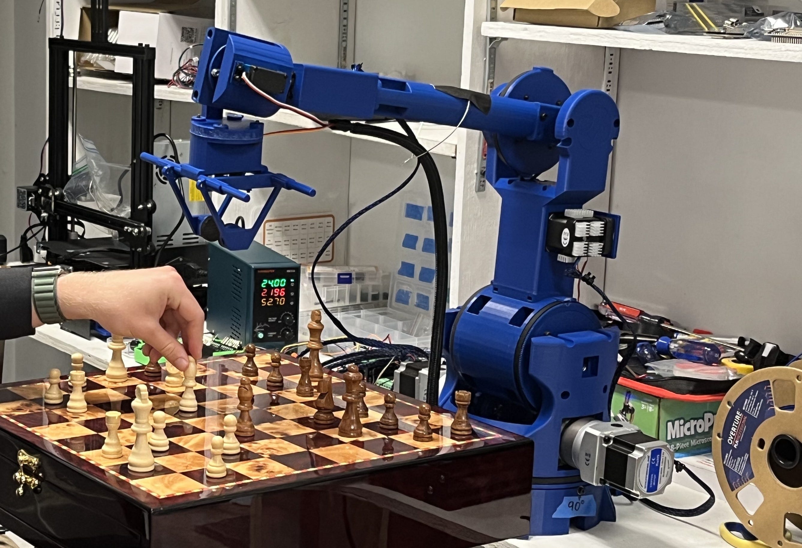 Chess Playing Robot Arm That Will Beat You! 