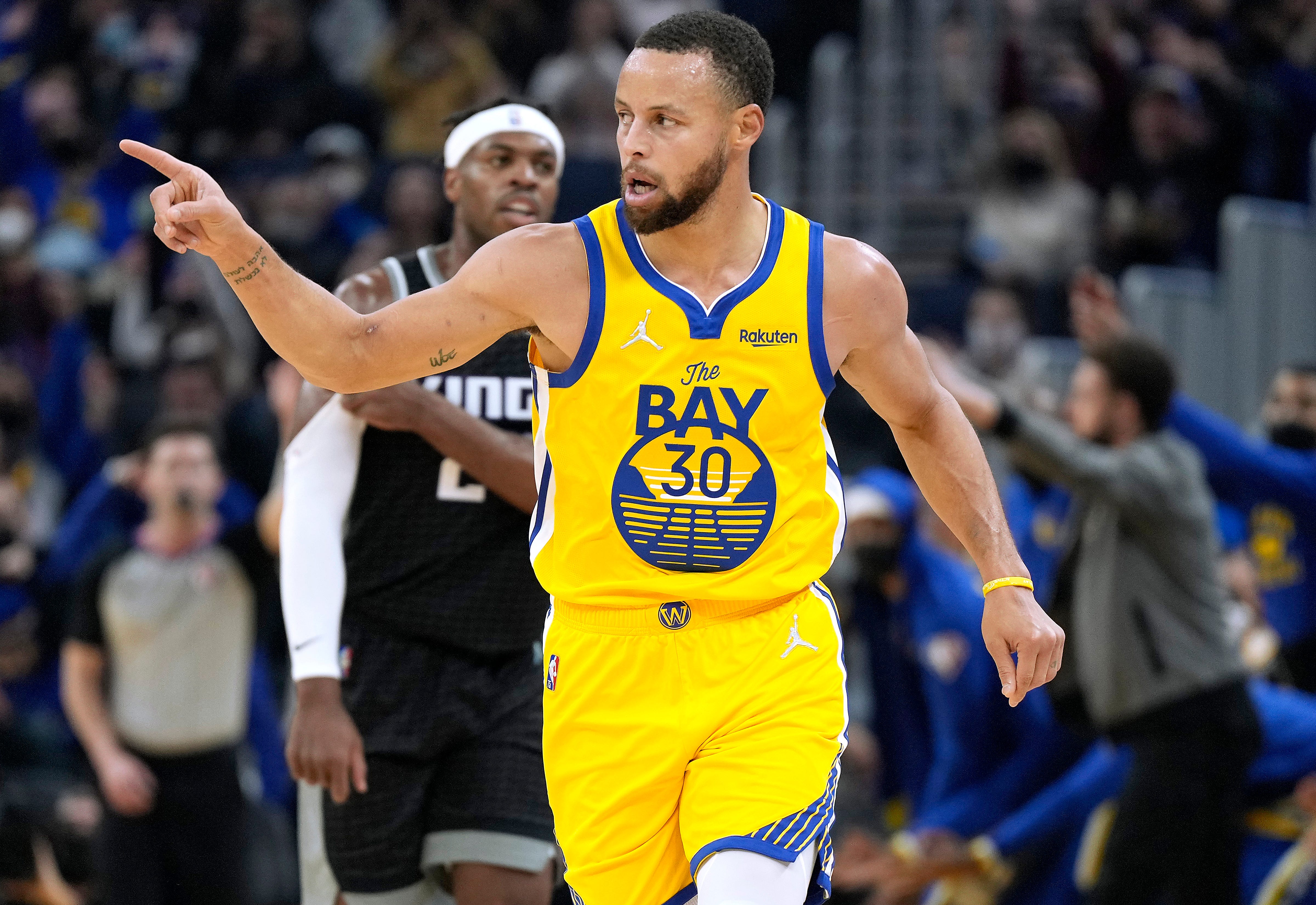 Stephen Curry, Under Armour Can't Beat Nike's Basketball Dominance